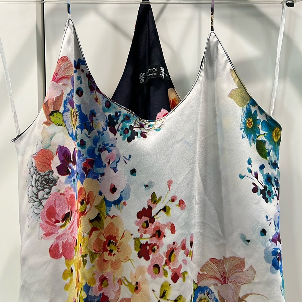 Tank top size small